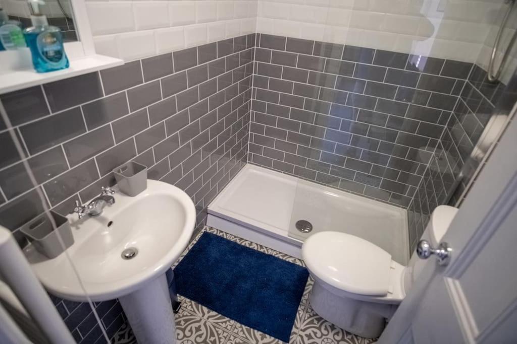 Cosy 1 Bed Apartment In The Heart Of نورويش المظهر الخارجي الصورة